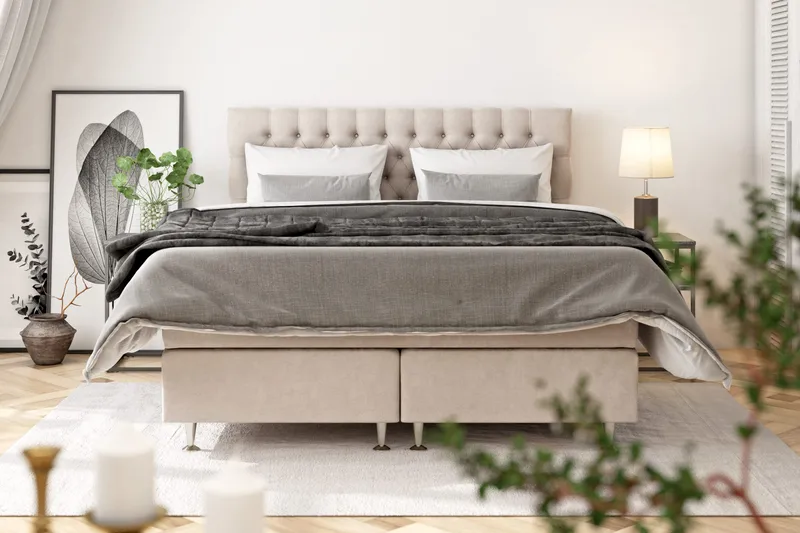 Celine Kontinentalseng 210x210 cm - Beige/Fløyel - Møbler - Senger - Komplett sengepakke