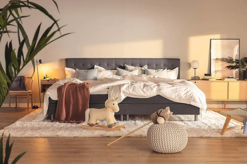 Ella Familieseng 280x200 cm - (+Flere valg) Mørkegrå - Møbler - Senger - Komplett sengepakke