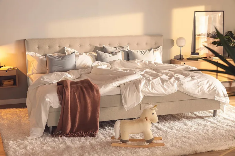 Ella Familieseng 280x210 cm - (+Flere valg) Beige - Møbler - Senger - Komplett sengepakke
