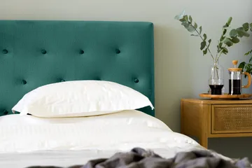 Ella Sengepakke 160x200cm Dypheftet - Mørkegrønn / Fløyel - Møbler - Senger - Komplett sengepakke