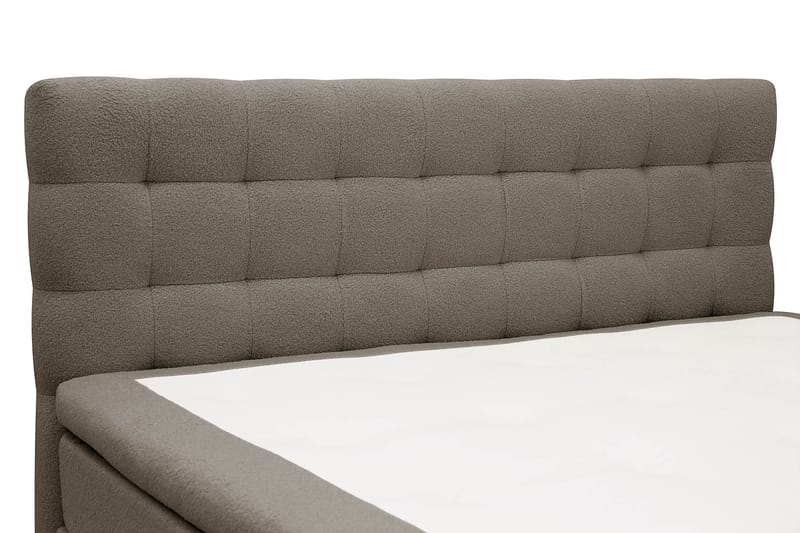 Hilton Komplett Sengpakke 160x200 cm Kontinentalseng med rutet sengegavl i bouclé - Brun - Møbler - Senger - Komplett sengepakke