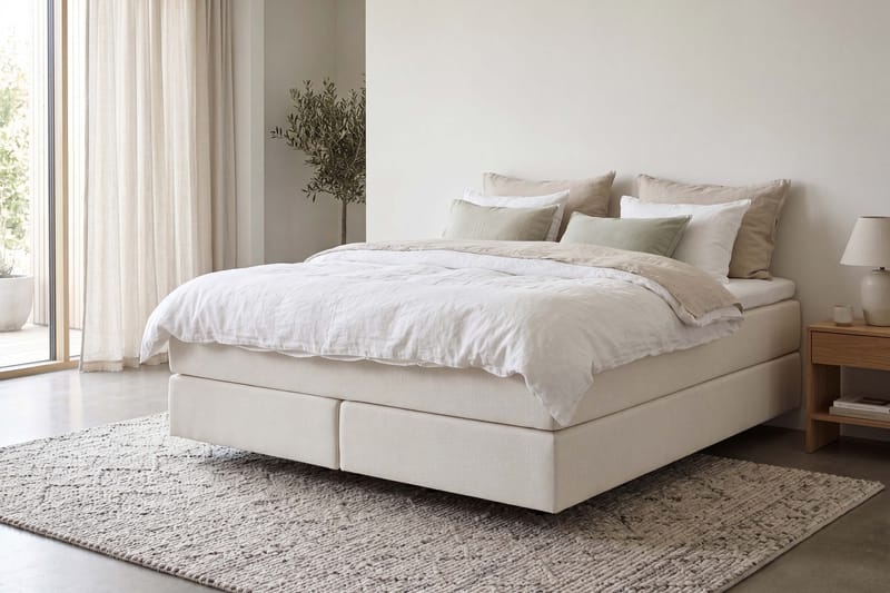 HVILA Svevende komplett sengepakke 180x200 cm overmadrass i polyesterskum med vaskbart trekk - Medium - Møbler - Senger - Komplett sengepakke