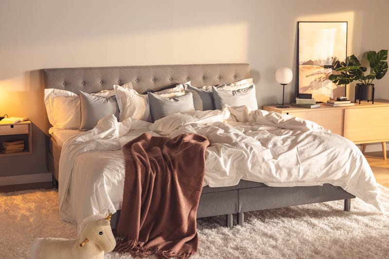 Ella Familieseng Sengepakke 240x210 cm - (+Flere valg) Lysegrå - Møbler - Senger - Komplett sengepakke