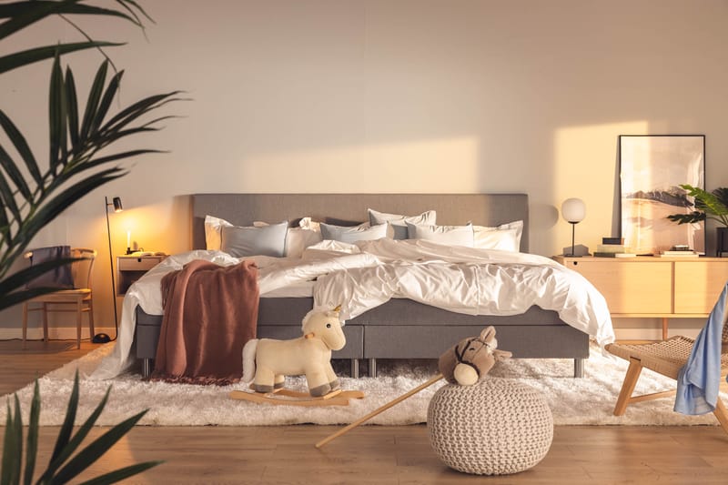 Ella Familieseng Sengepakke 280x210 cm - (+Flere valg) Lysegrå - Møbler - Senger - Komplett sengepakke