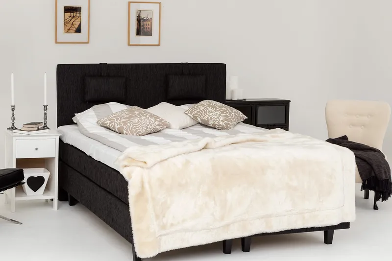 Charleston 160 Kontinentalseng Svart - Møbler - Senger - Kontinentalsenger