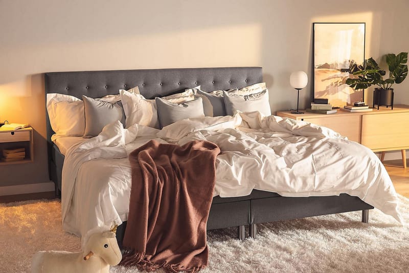 Ella Familieseng 240x210 cm - (+Flere valg) Mørkegrå - Møbler - Senger - Komplett sengepakke