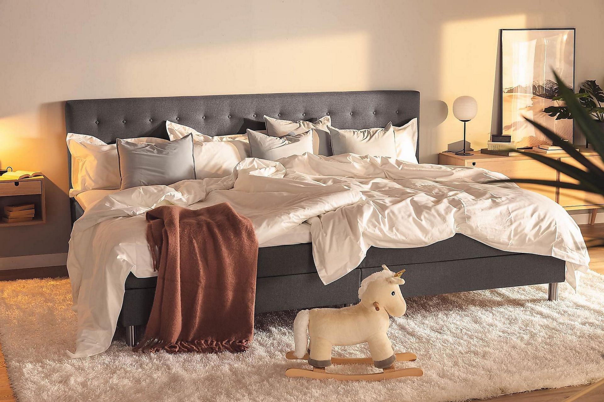 Ella Familieseng 280x210 cm - (+Flere valg) Mørkegrå - Møbler - Senger - Kontinentalsenger