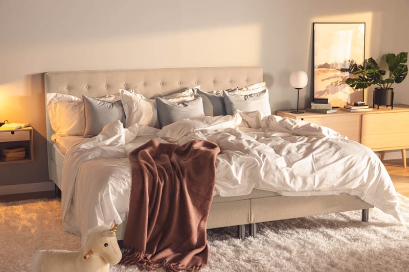 Ella Familieseng Sengepakke 240x210 cm - (+Flere valg) Beige - Møbler - Senger - Kontinentalsenger