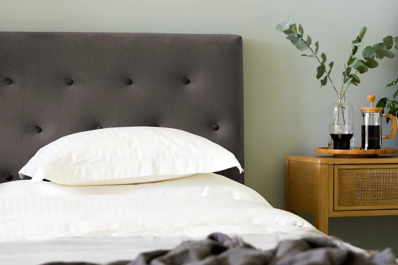 Ella Sengepakke 160x200cm Dypheftet - Mørkegrå / fløyel - Møbler - Senger - Kontinentalsenger