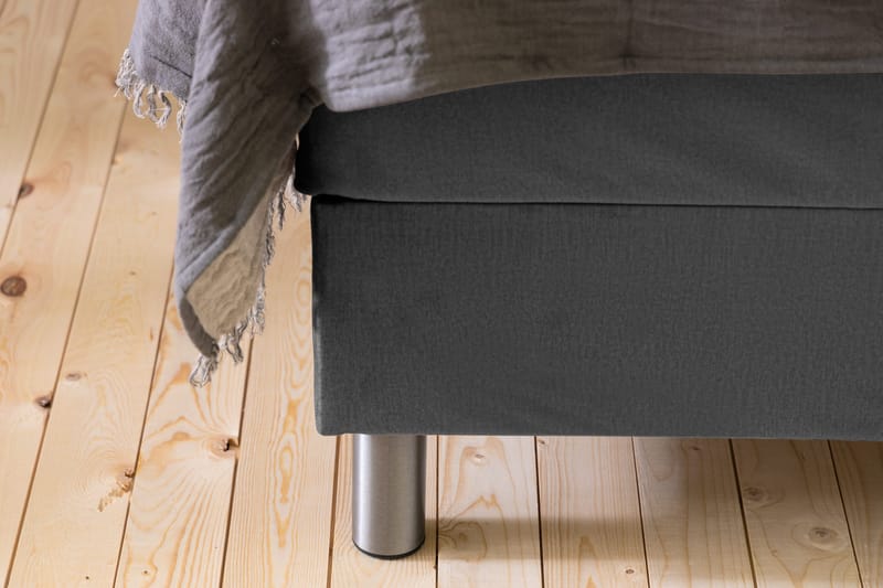 Ella Sengepakke 90x200cm Dypheftet Sengegavl - Mørkegrå / fløyel - Møbler - Senger - Kontinentalsenger