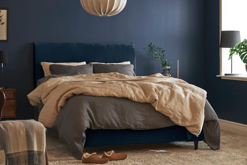 Happy Pluss Kontinentalseng - Mørkeblå - Komplett sengepakke - Kontinentalsenger