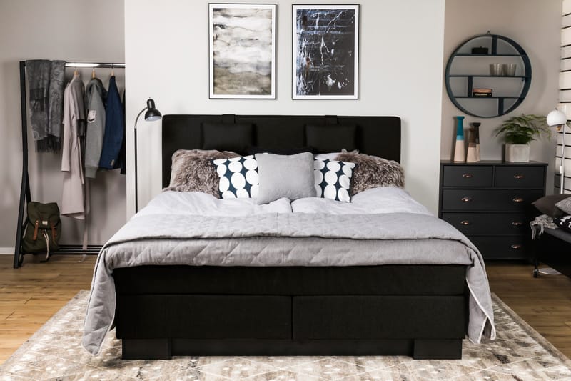 Hilton Lyx Komplett Sengepakke 180x210 - Svart - Møbler - Senger - Komplett sengepakke
