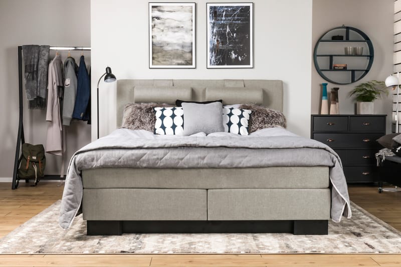Hilton Lyx Komplett Sengepakke 210x210 - Beige - Møbler - Senger - Komplett sengepakke