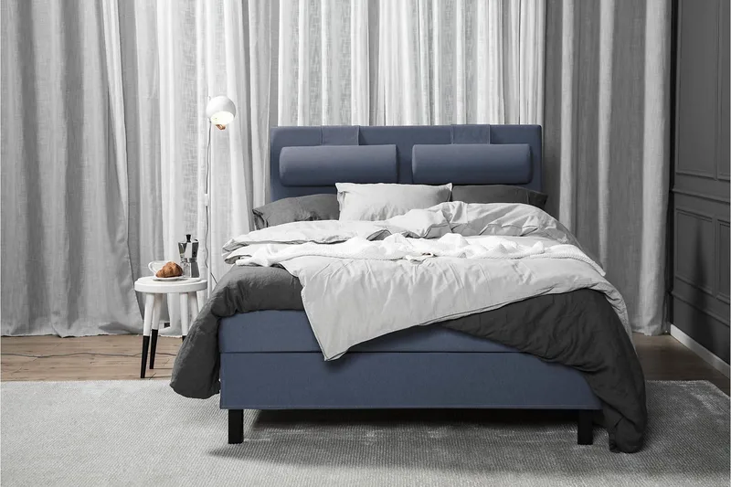 Lucky Komplett Sengepakke 140x200 Lateks Glatt Sengegavl - Nakkepute Stor Mørkeblå - Møbler - Senger - Kontinentalsenger