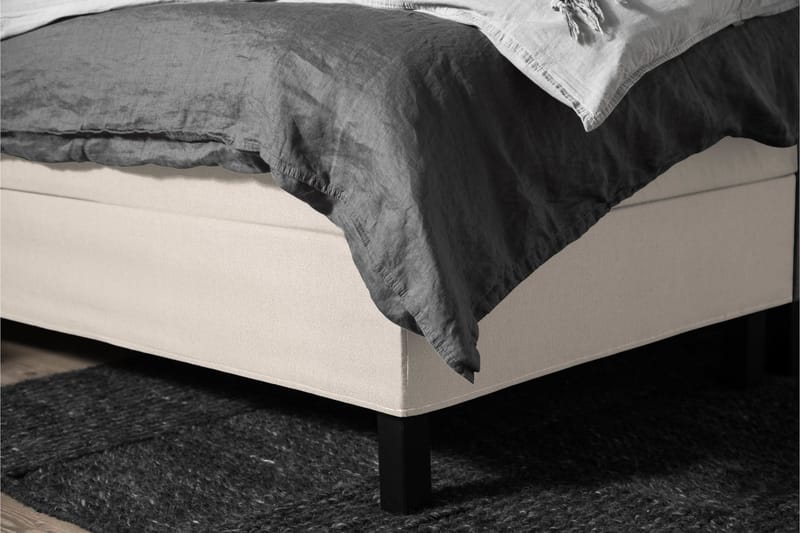 Lucky Komplett Sengepakke 180x200 Skum Glatt Sengegavl - Nakkepute Liten Beige - Møbler - Senger - Komplett sengepakke