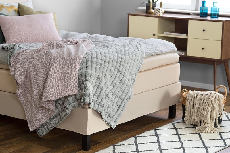 Lucky Kontinentalseng 120x200 Lateks - Beige - Møbler - Senger - Komplett sengepakke