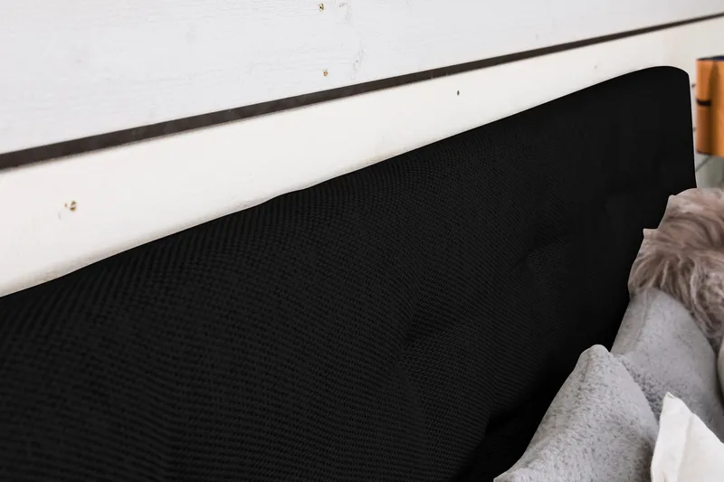 Nice Deluxe Kontinentalseng 160x200 - Svart - Møbler - Senger - Kontinentalsenger