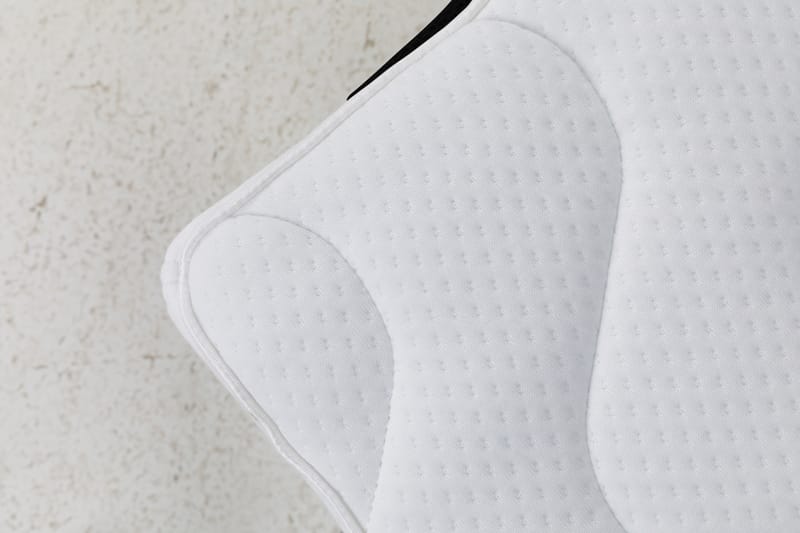 Nice Deluxe Kontinentalseng 160x200 - Svart - Møbler - Senger - Kontinentalsenger