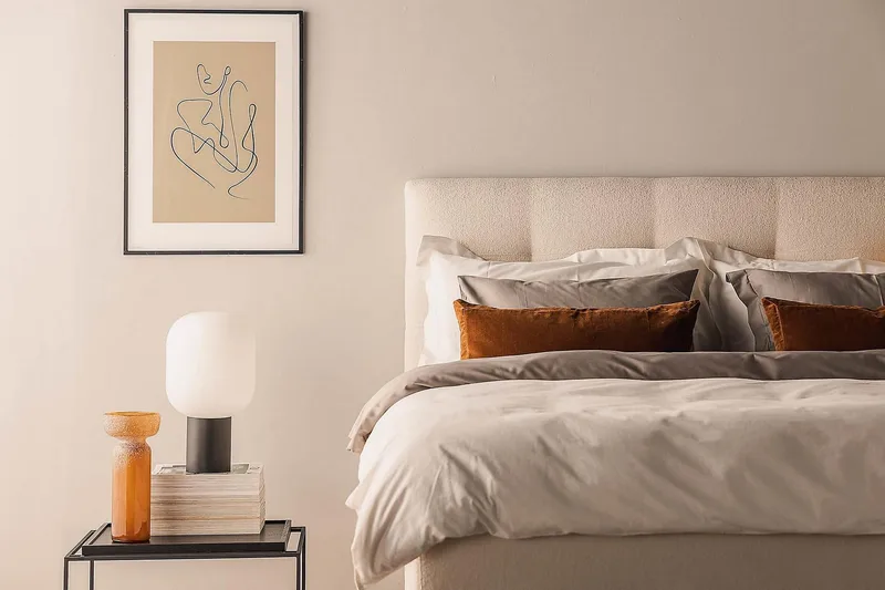 Oslo Luksus Komplett Seng Pakke Kontinentalseng 180x200 cm med sengegavl - Beige / Lys - Møbler - Senger - Kontinentalsenger