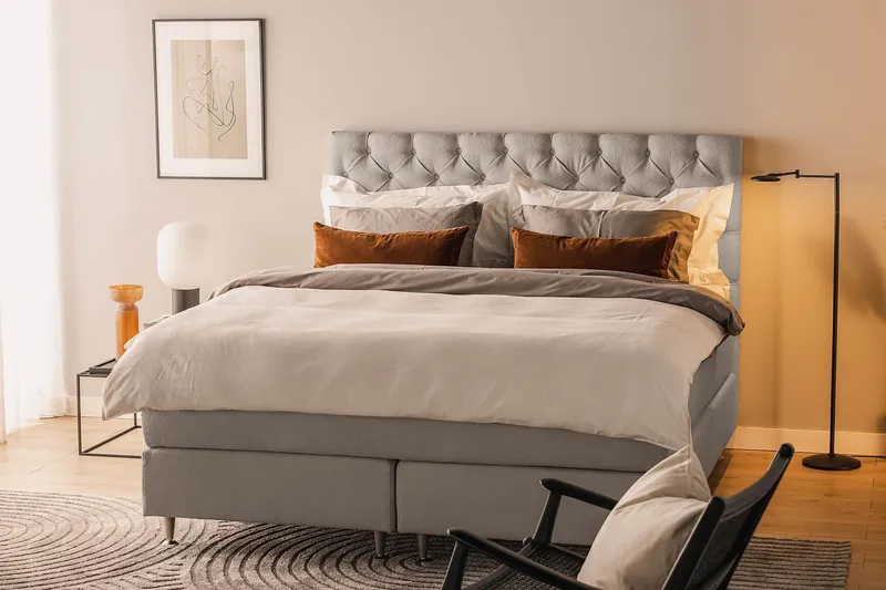 Oslo Lyx Sengepakke Boucle 160x200 Dypheftende Gavl - Grå - Møbler - Senger - Kontinentalsenger