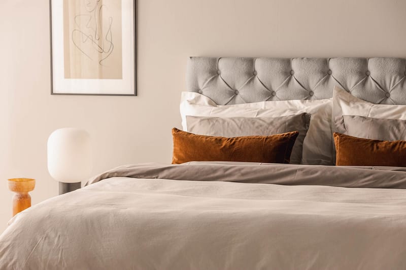 Oslo Lyx Sengepakke Boucle 180x200 Dypheftende Gavl - Grå - Møbler - Senger - Kontinentalsenger