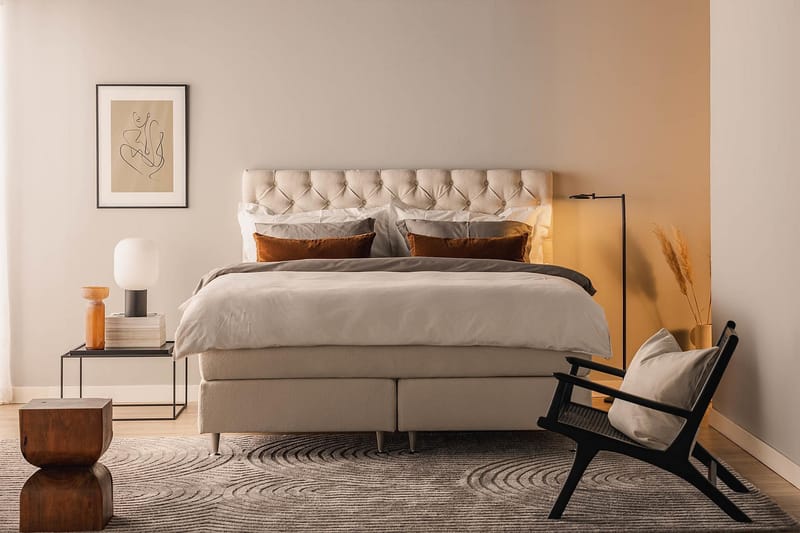 Oslo Lyx Sengepakke Boucle 180x200 Dypheftende Gavl - Lysebeige - Møbler - Senger - Kontinentalsenger