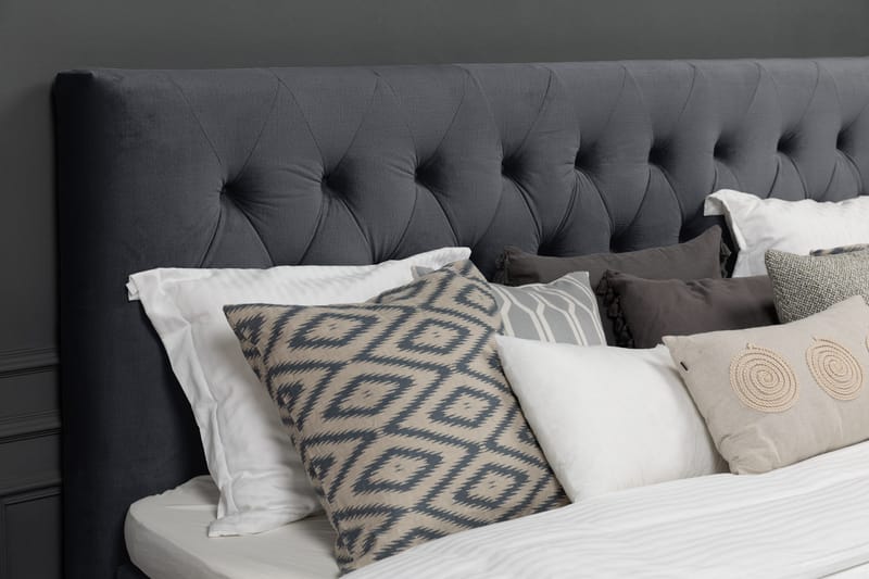 Royal Velvet Kontinentalseng 160x200 cm - Svart Fløyel/Lave Sølvben - Møbler - Senger - Kontinentalsenger
