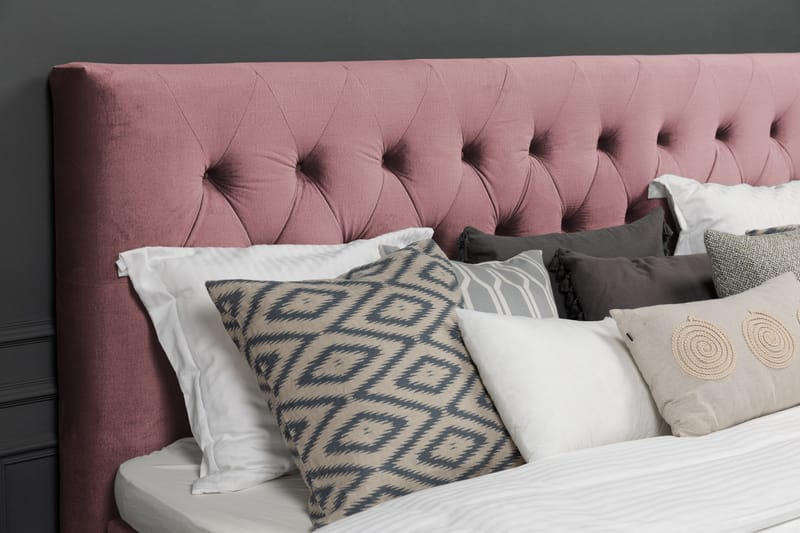 Royal Velvet Kontinentalseng 210x210 cm - Rosa Fløyel/Lave Sølvben - Møbler - Senger - Kontinentalsenger