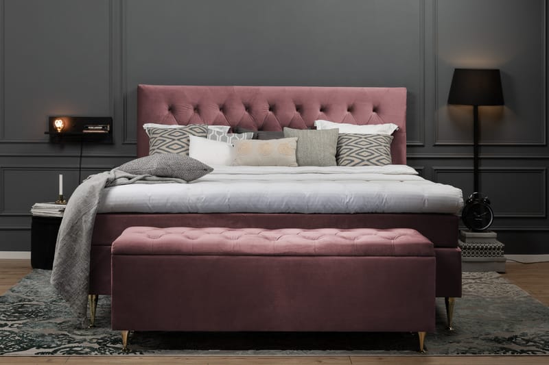Royal Velvet Kontinentalseng 210x210 cm - Rosa Fløyel/Lave Sølvben - Møbler - Senger - Kontinentalsenger