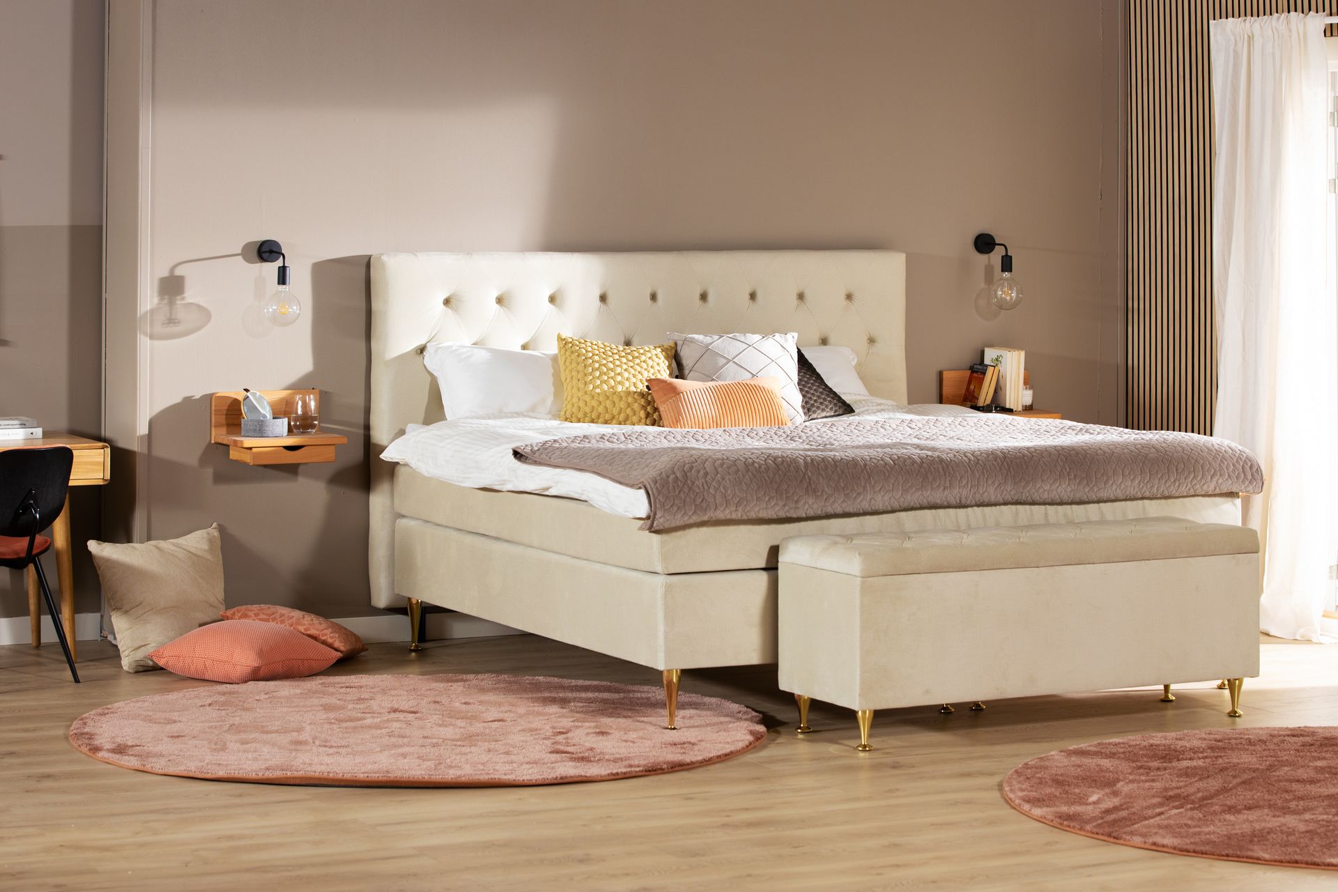 Royal Velvet Kontinentalseng 210x210 cm - Møbler - Senger - Kontinentalsenger