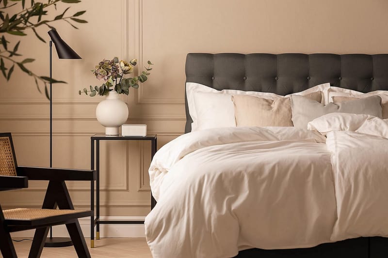 Scarlett Kontinentalseng 180x200 Memorymadrass - Mørkegrå - Møbler - Senger - Kontinentalsenger