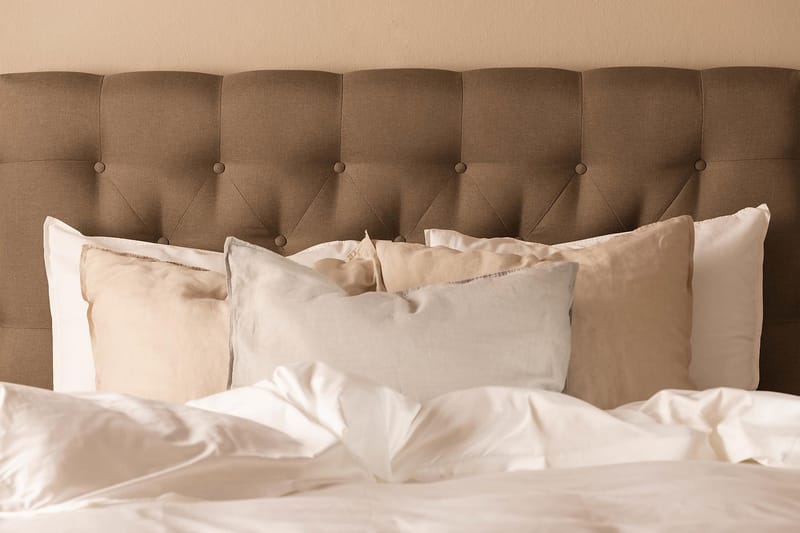 Scarlett Sengepakke 120x200 Lateksmadrass - Dypheftet gavl Brun - Møbler - Senger - Kontinentalsenger