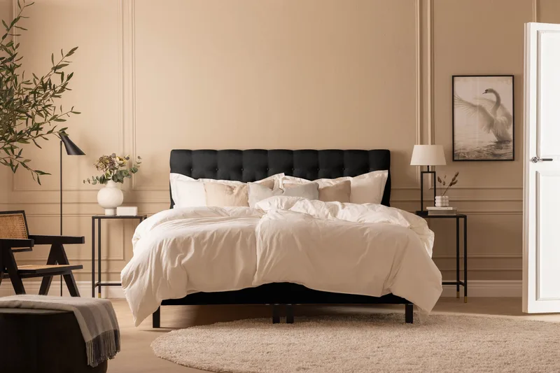 Scarlett Sengepakke 180x200 Skummadrass - Dypheftet gavl Svart - Møbler - Senger - Kontinentalsenger