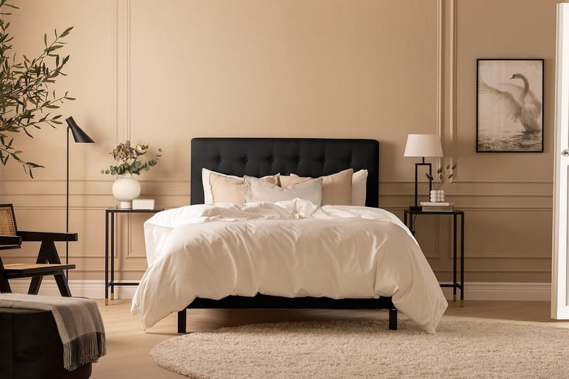 Scarlett Sengepakke 90x200 Memorymadrass - Knappet gavl Svart - Møbler - Senger - Kontinentalsenger