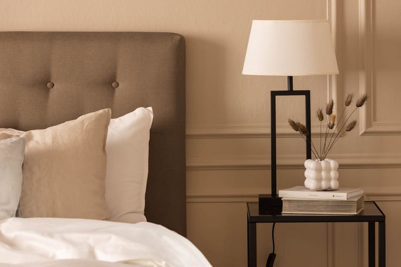 Scarlett Sengepakke 90x200 Skummadrass - Knappet gavl Brun - Møbler - Senger - Kontinentalsenger