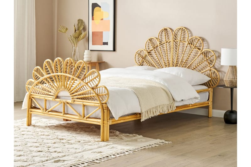 Lorentine Sengramme 140x200 cm - Lyst tre - Møbler - Senger - Sengeramme & sengestamme