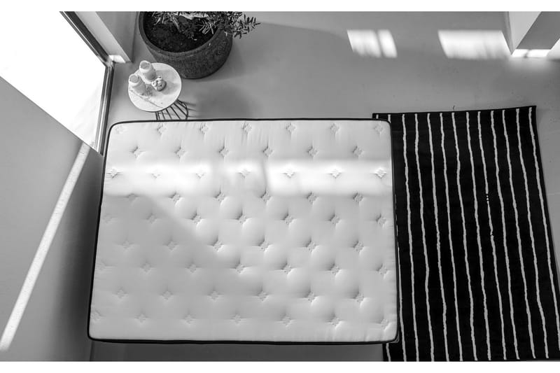 Springfjærmadrass 120x200 cm - Hvit/Grå - Møbler - Senger - Madrasser - Rammemadrass & springfjærmadrass