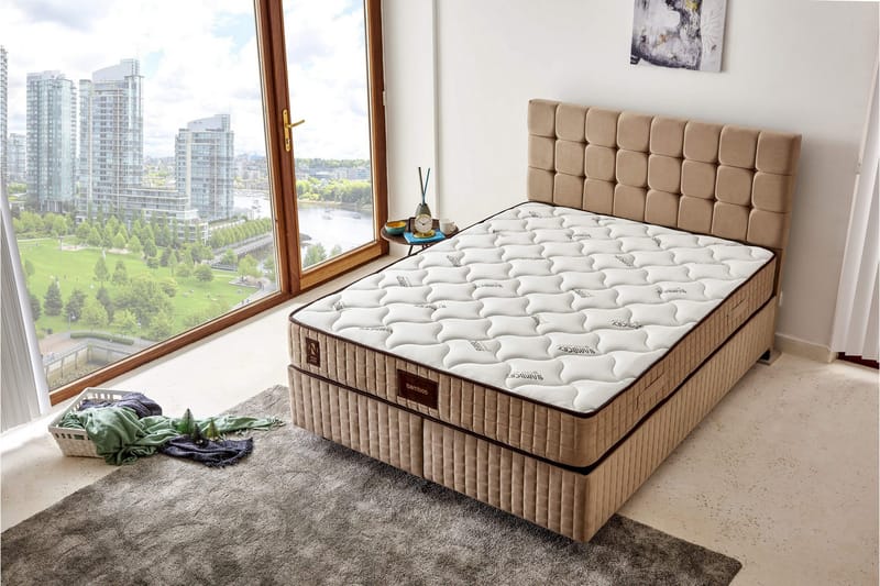 Springfjærmadrass 140x190 cm - Hvit/Beige - Møbler - Senger - Madrasser - Rammemadrass & springfjærmadrass