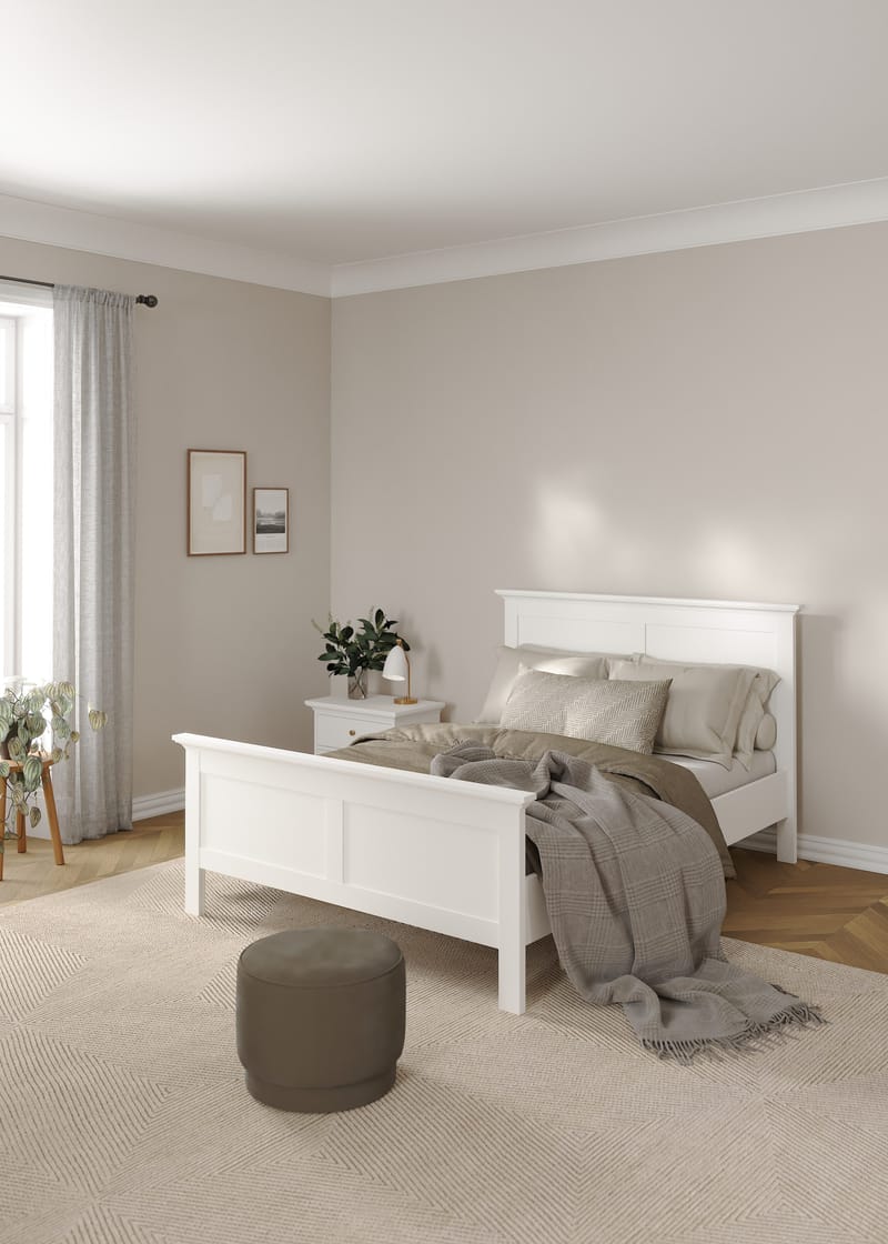 Paris Sengeramme 140x200 cm i Tre med Sengegavl - Hvit - Møbler - Senger - Sengeramme & sengestamme
