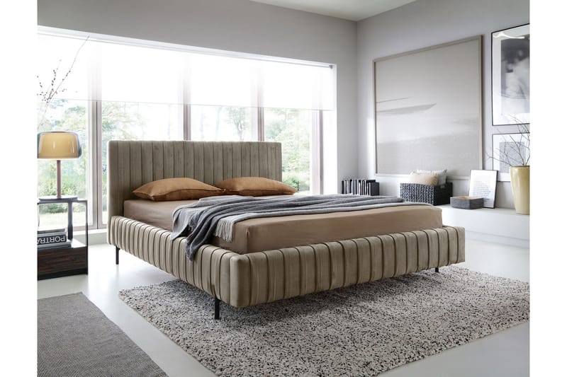 Plissa Sengramme 180x200 cm - Lys brun - Møbler - Senger - Sengeramme & sengestamme