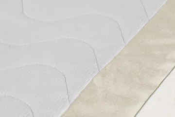 Princess Sengepakke – Kontinentalseng 140x200 cm med Sengegavl + Overmadrass - Beige - Møbler - Senger - Kontinentalsenger