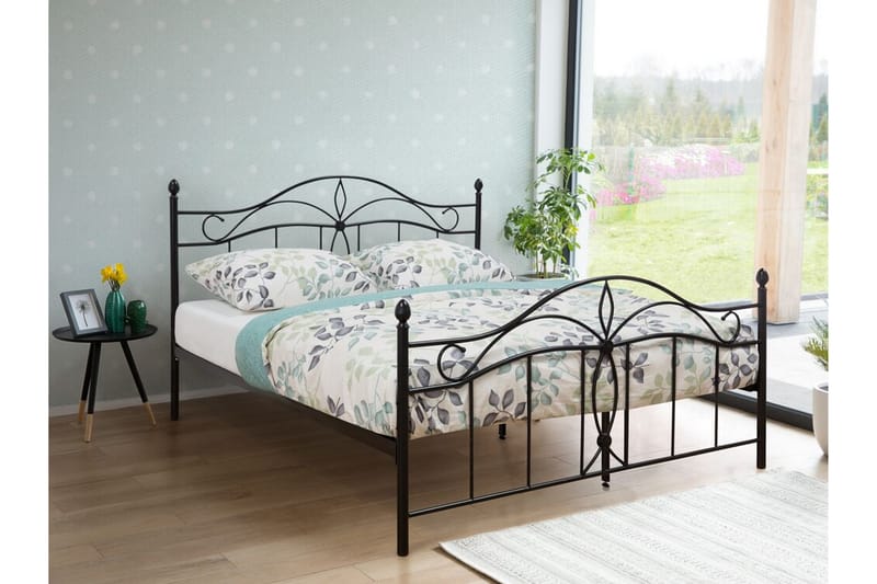 Antlia RamSeng 140x200 cm - Svart - Møbler - Senger - Rammeseng