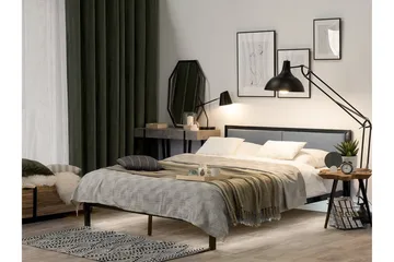 Clamart Sengepakke – Seng 160x200 cm i Stoff med Sengegavl + Overmadrass - Lys Grå - Møbler - Senger - Rammeseng