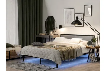 Clamart Sengepakke – Seng 160x200 cm i Stoff med Sengegavl + Overmadrass - Lys Grå - Møbler - Senger - Rammeseng