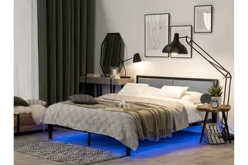 Clamart Sengepakke – Seng 160x200 cm i Stoff med Sengegavl + Overmadrass - Lys Grå - Møbler - Senger - Rammeseng