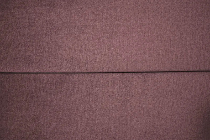 Royal Velvet komplett sengepakke 160x200 cm - Rosa med lave gullben - Møbler - Senger - Komplett sengepakke