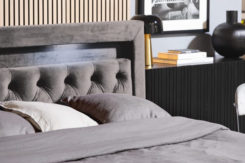 Francisco Komplett Sengpakke med løfteoppbevaring LED-belysning 180x200 - Mørkgrå - Møbler - Senger - Komplett sengepakke