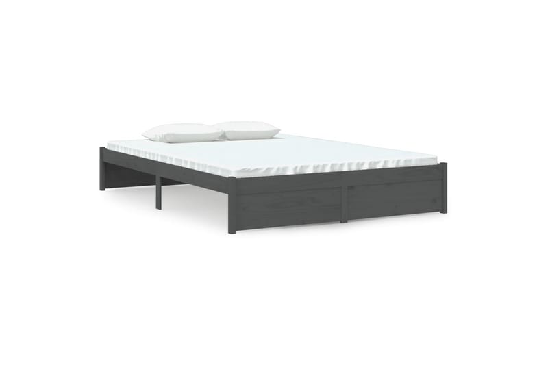 Sengeramme grå heltre 140x190 cm - Grå - Møbler - Senger - Sengeramme & sengestamme
