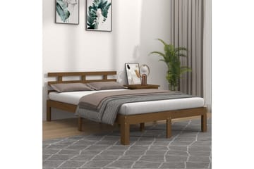 Sengeramme honningbrun heltre 200x200 cm - Brun - Møbler - Senger - Sengeramme & sengestamme