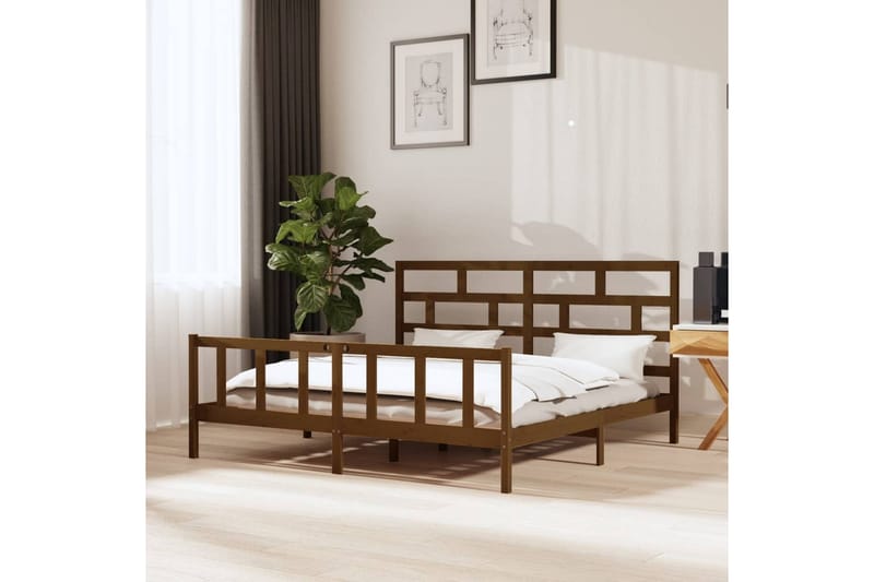 Sengeramme honningbrun heltre furu 200x200 cm - Brun - Møbler - Senger - Sengeramme & sengestamme